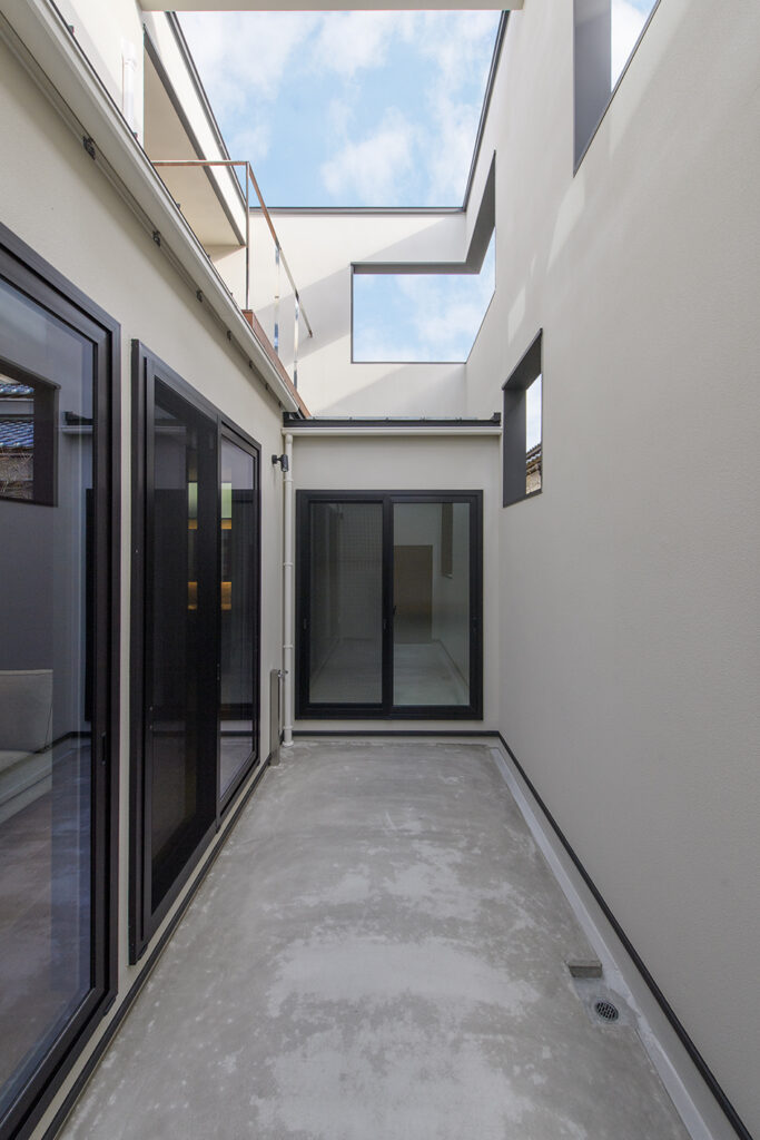 余白を活かした福井のミニマルデザイン住宅