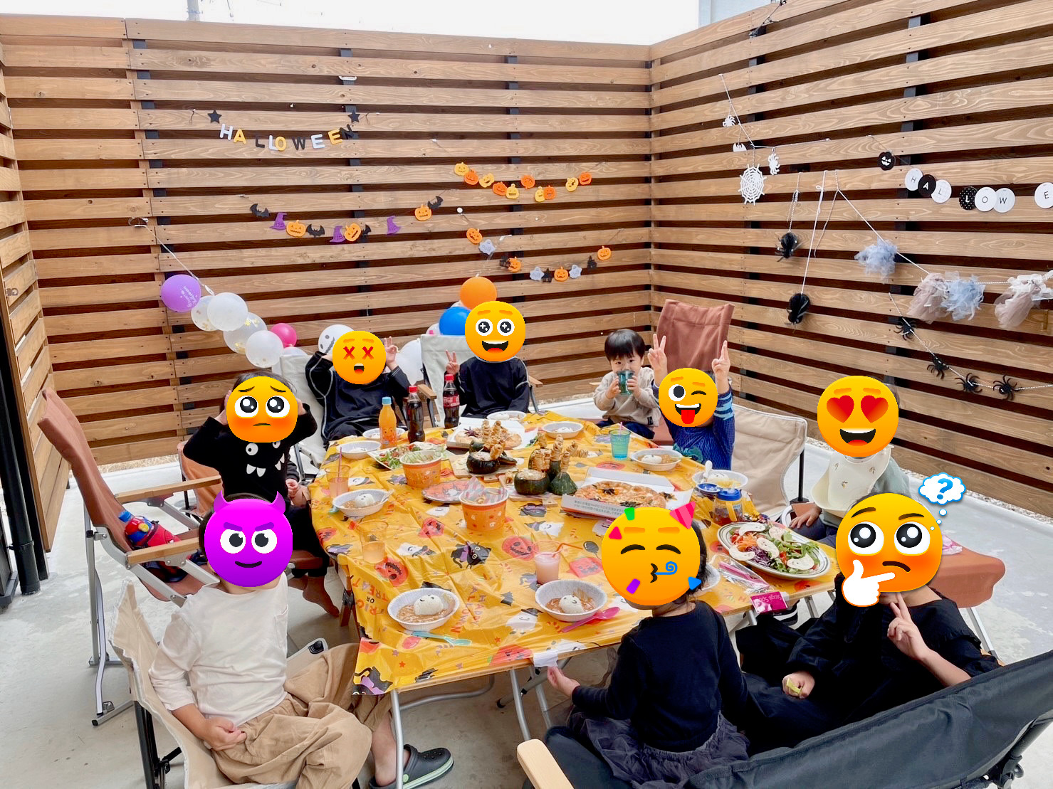 中庭で家族とBBQを楽しむホテルライクな住まい